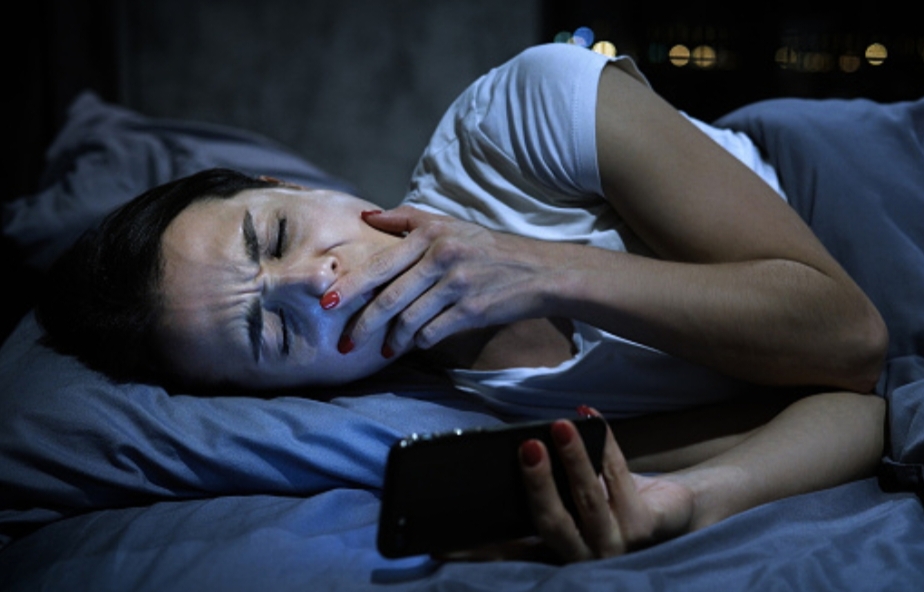 How Tech Can Ease and Disturb Your Sleep at the Same Time