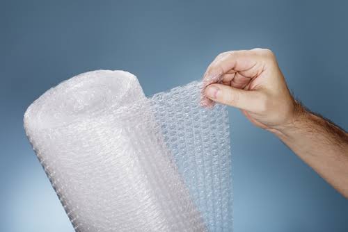 There are 6 benefits to using bubble wrap when packing